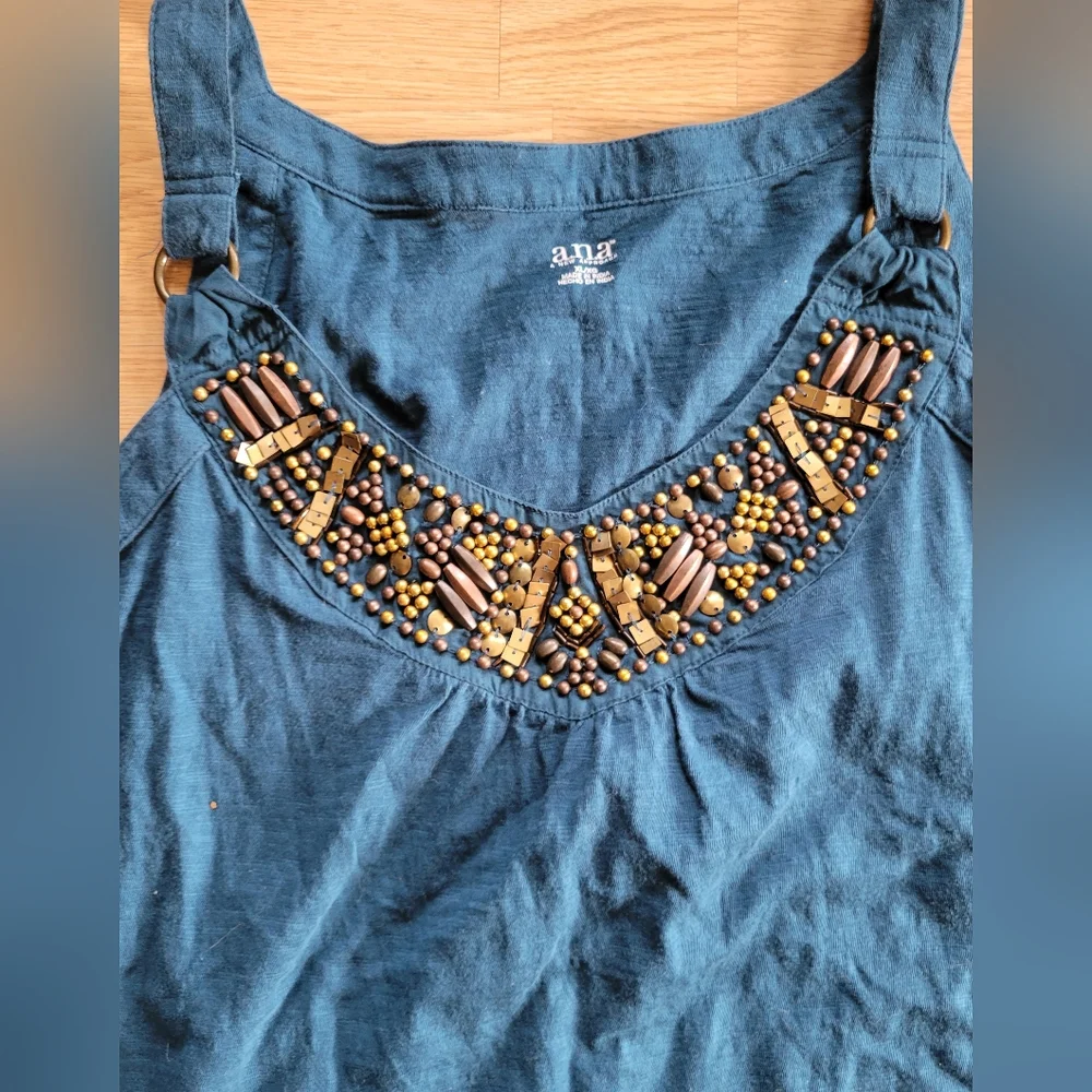 Blue beaded top - Picture 2 of 4